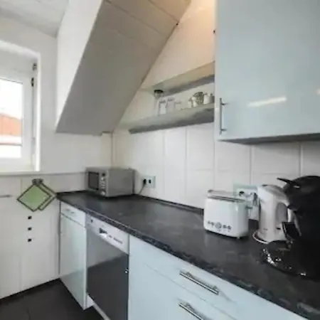Ferienwohnung Nr5 Im Gemutlichen Gastehaus Benedikt Friedrichshafen